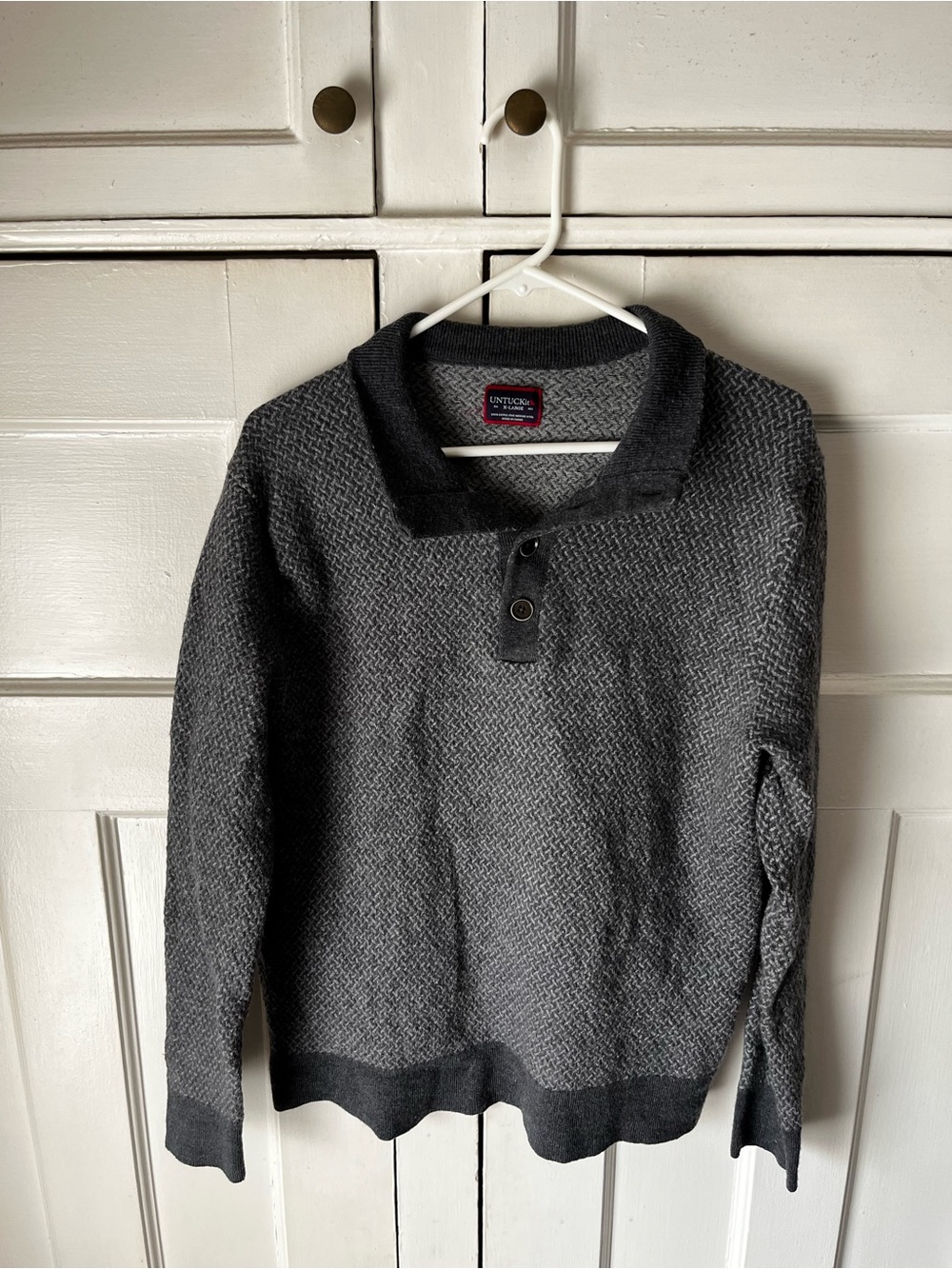 UNTUCKit - Charcoal Textured Popover Sweater - Merino Wool - Men’s Size XL